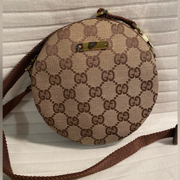Gucci GG Canvas Round Crossbody W/Certificate of Authenticity - Picture 1 of 14